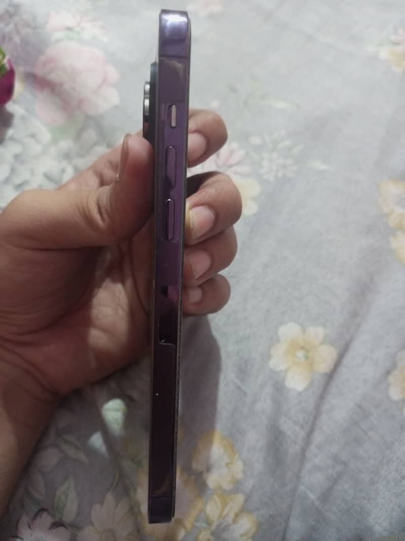 Apple iPhone 14 Pro Max 3