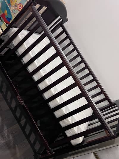Baby sleeping cot