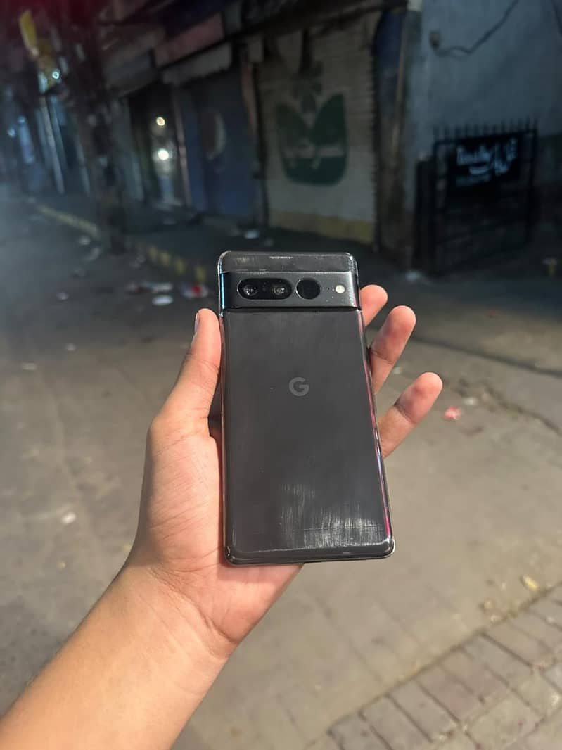 Google Pixel 7 Pro 2