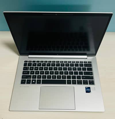 HP 840 g9