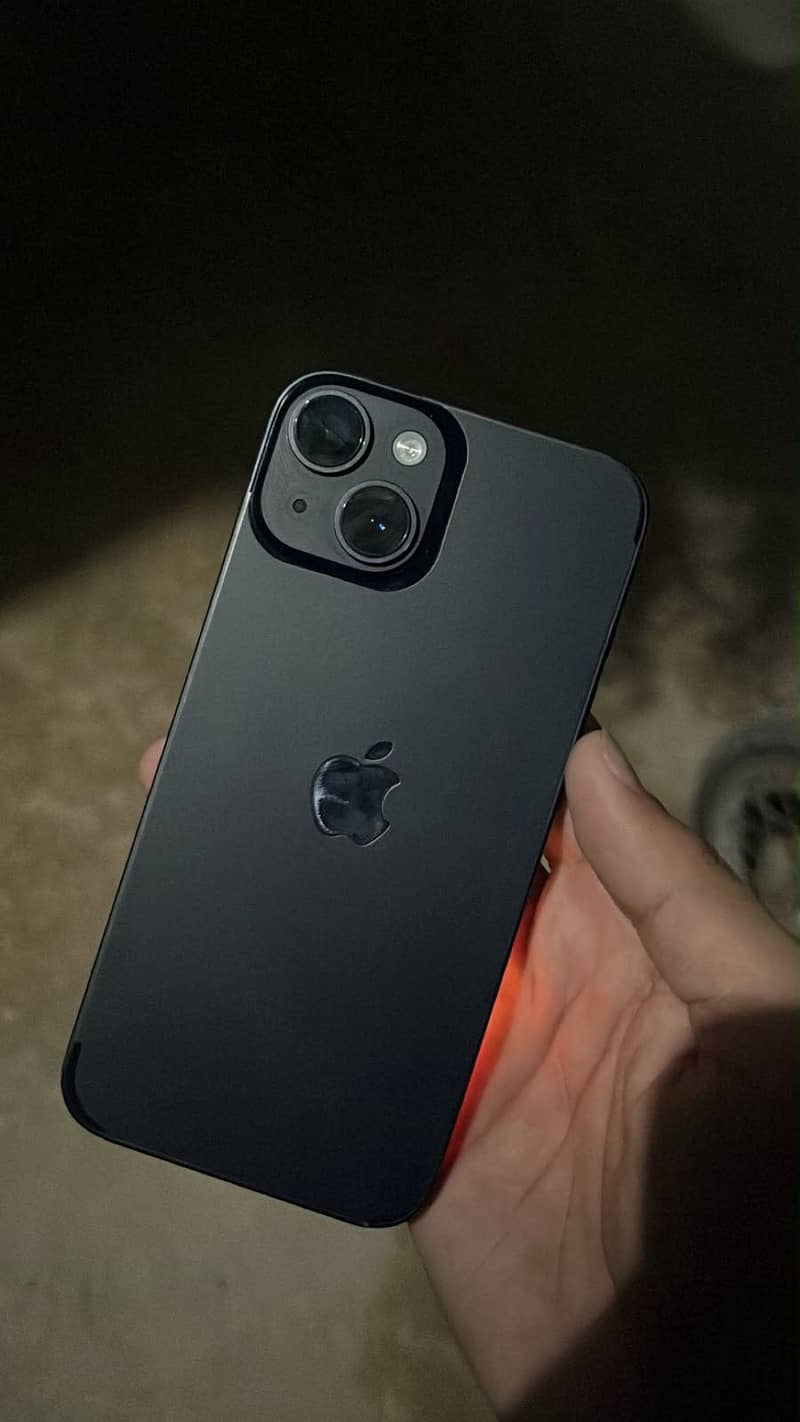 Apple iPhone 14 3