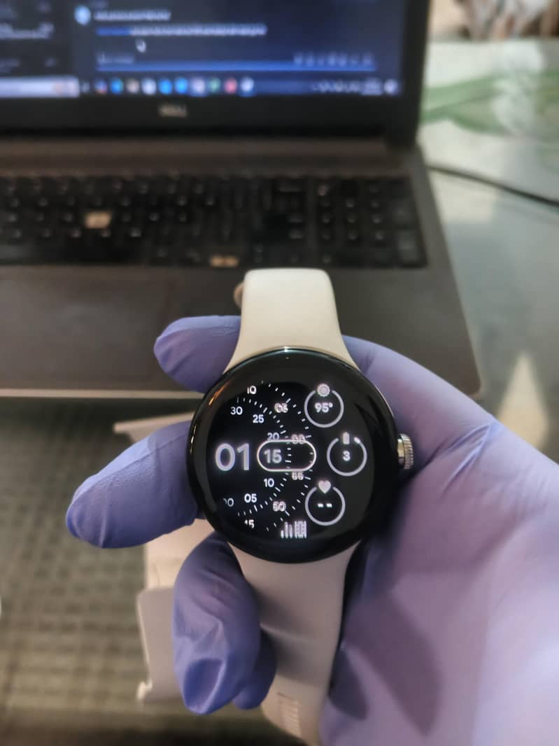 GOOGLE PIXEL WATCH 1 (LTE) 12