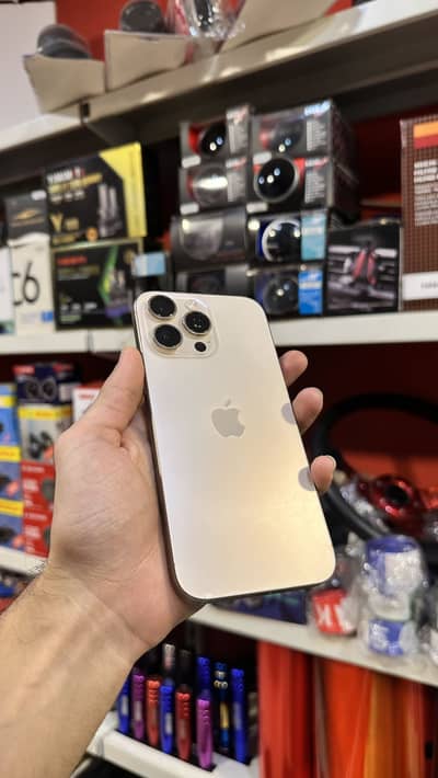 Apple iPhone 16 Pro Max