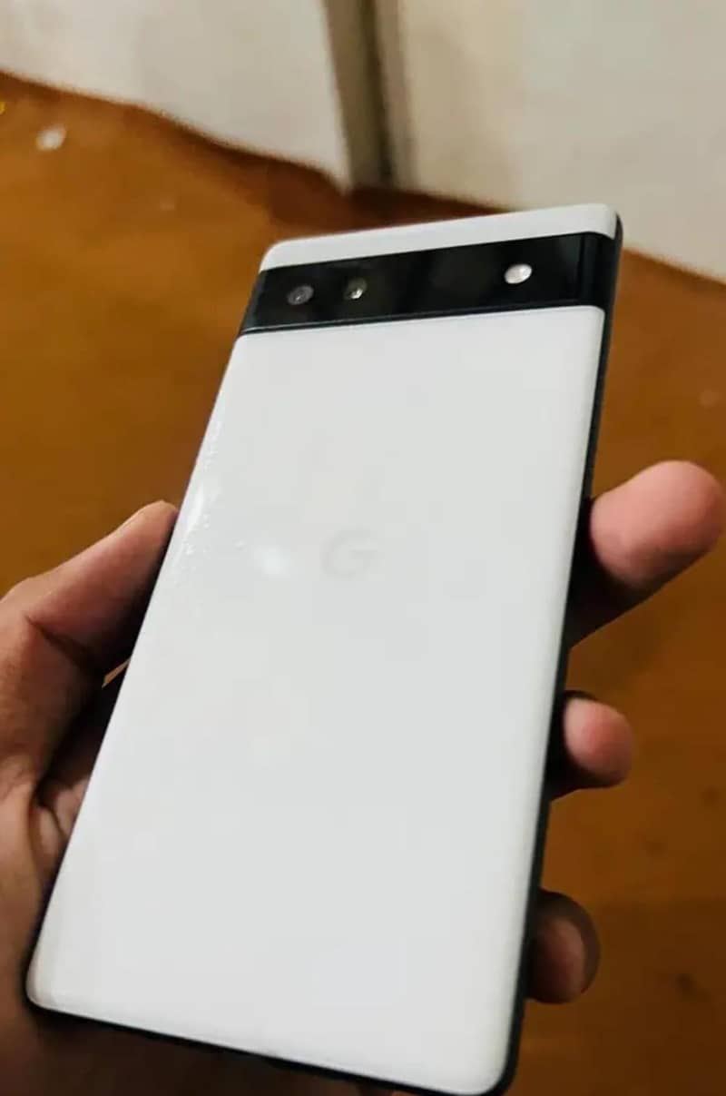 Google Pixel 6a 1