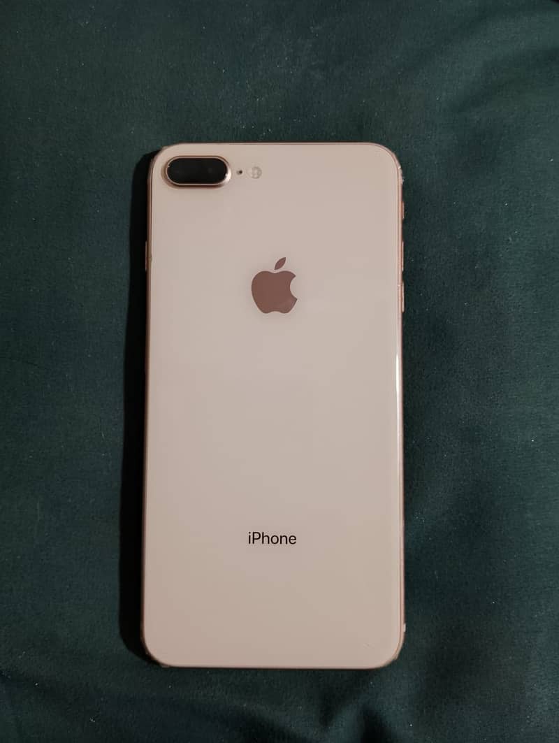 Apple iPhone 8 Plus 0