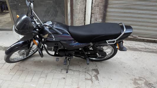 selling 2025 pridor black