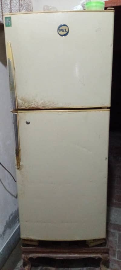 Pel Refrigerator. for sale. .