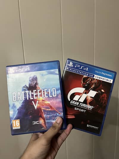 PS4 almost new GRAN TURISMO AND BATTLEFIELD 5 PS4 GAMES