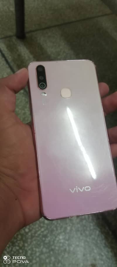 Vivo Y17