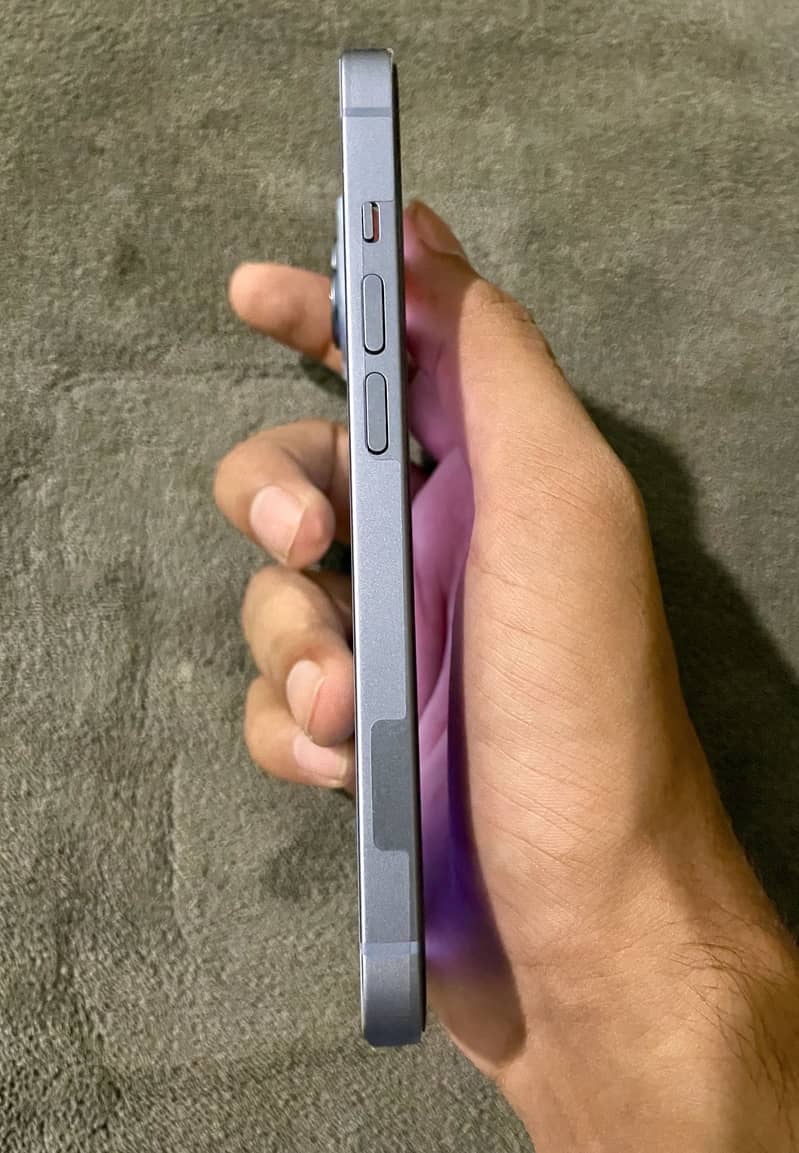 Apple iPhone 14 2