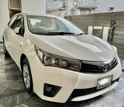 Toyota Corolla Altis 2015