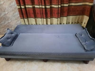 sofa cumbed