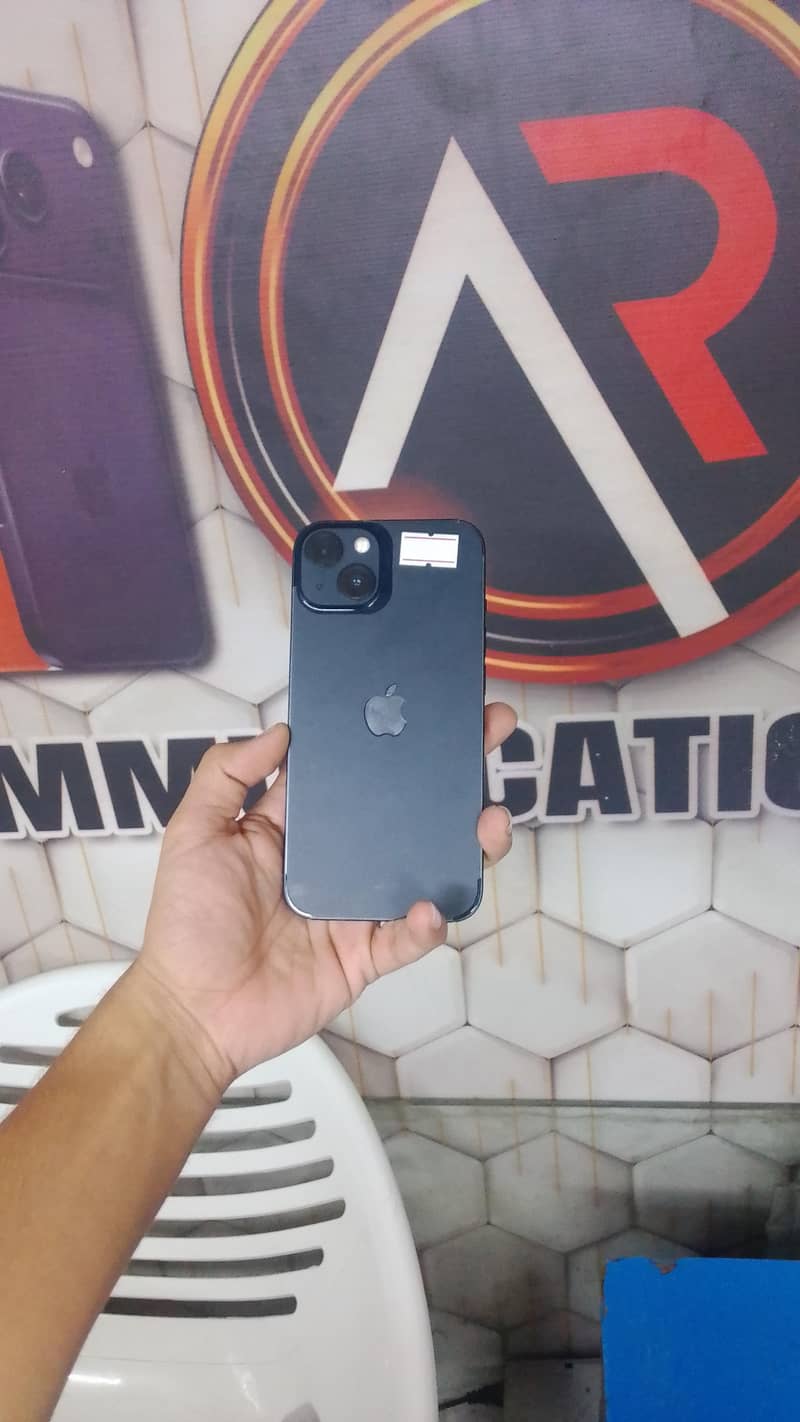Apple iPhone 13 0