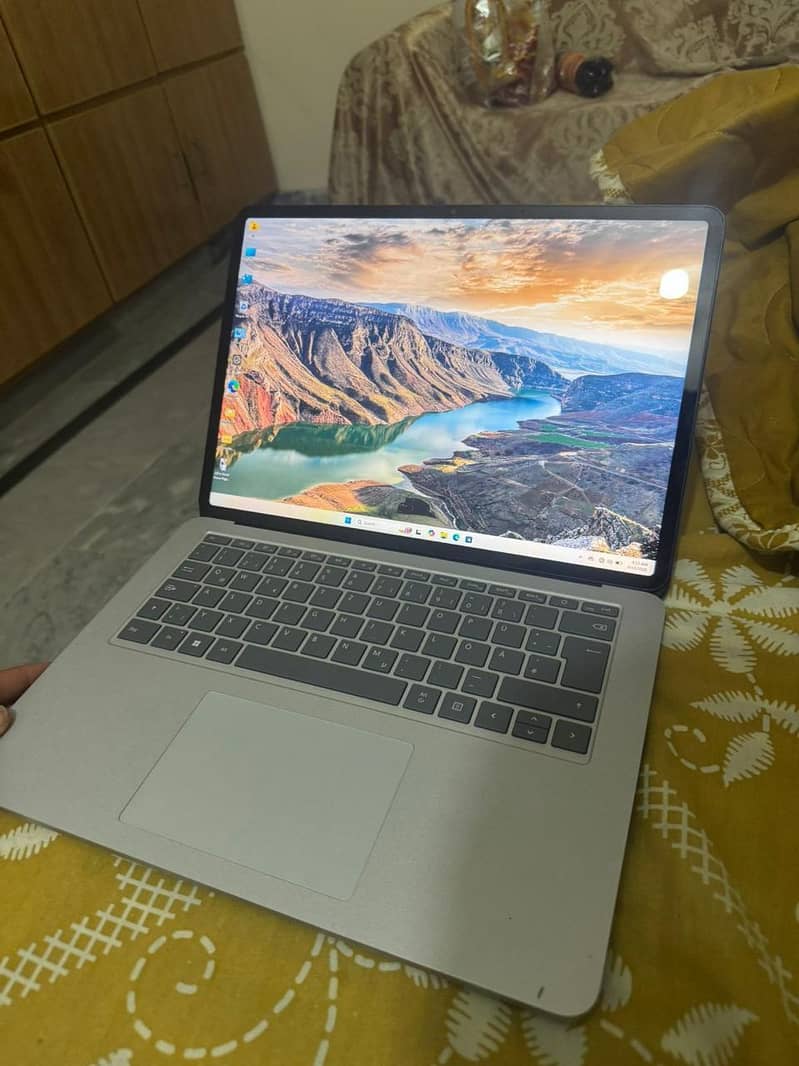 Surface studioi7 11th Gen 2