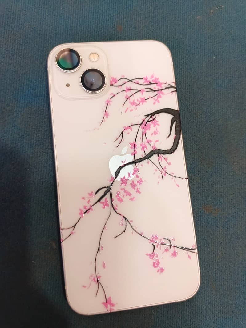 Apple iPhone 13 0