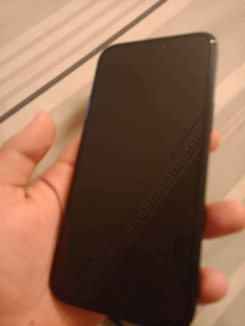 Apple iPhone 16 Plus 2