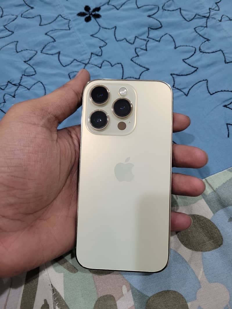 Apple iPhone 14 Pro 4