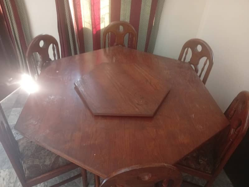 Dining table and Chairs 3