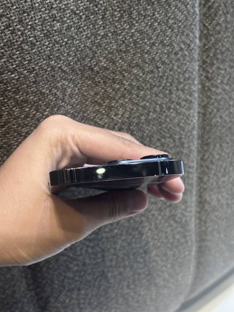 Apple iPhone 14 Pro 3