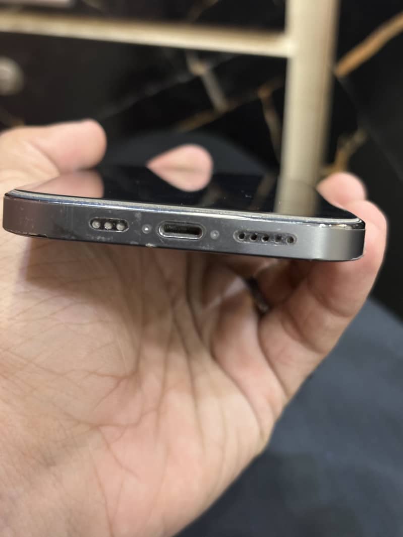 Apple iPhone 12 Pro 2