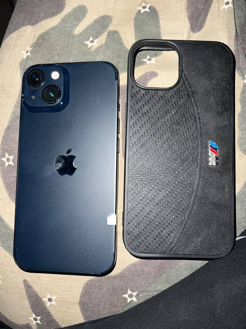Apple iPhone 13 2