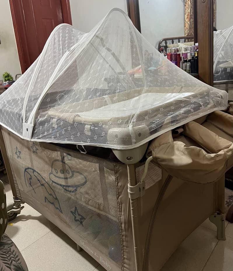 complete baby cot. . 3