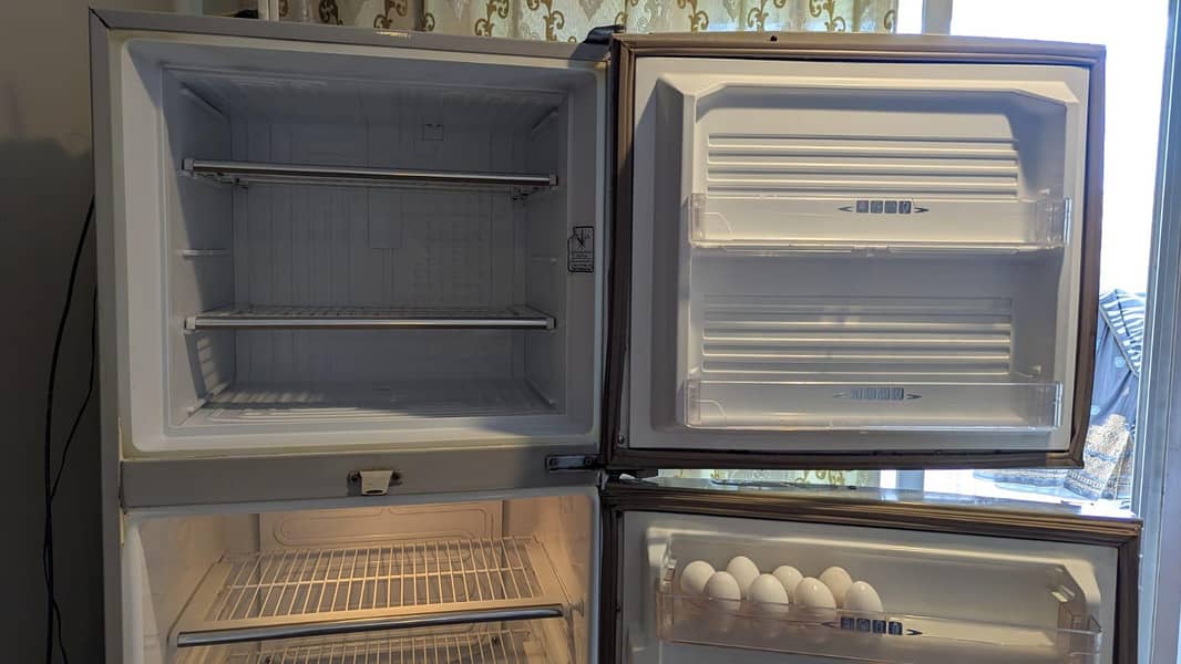 Dawlance Refrigerator 1