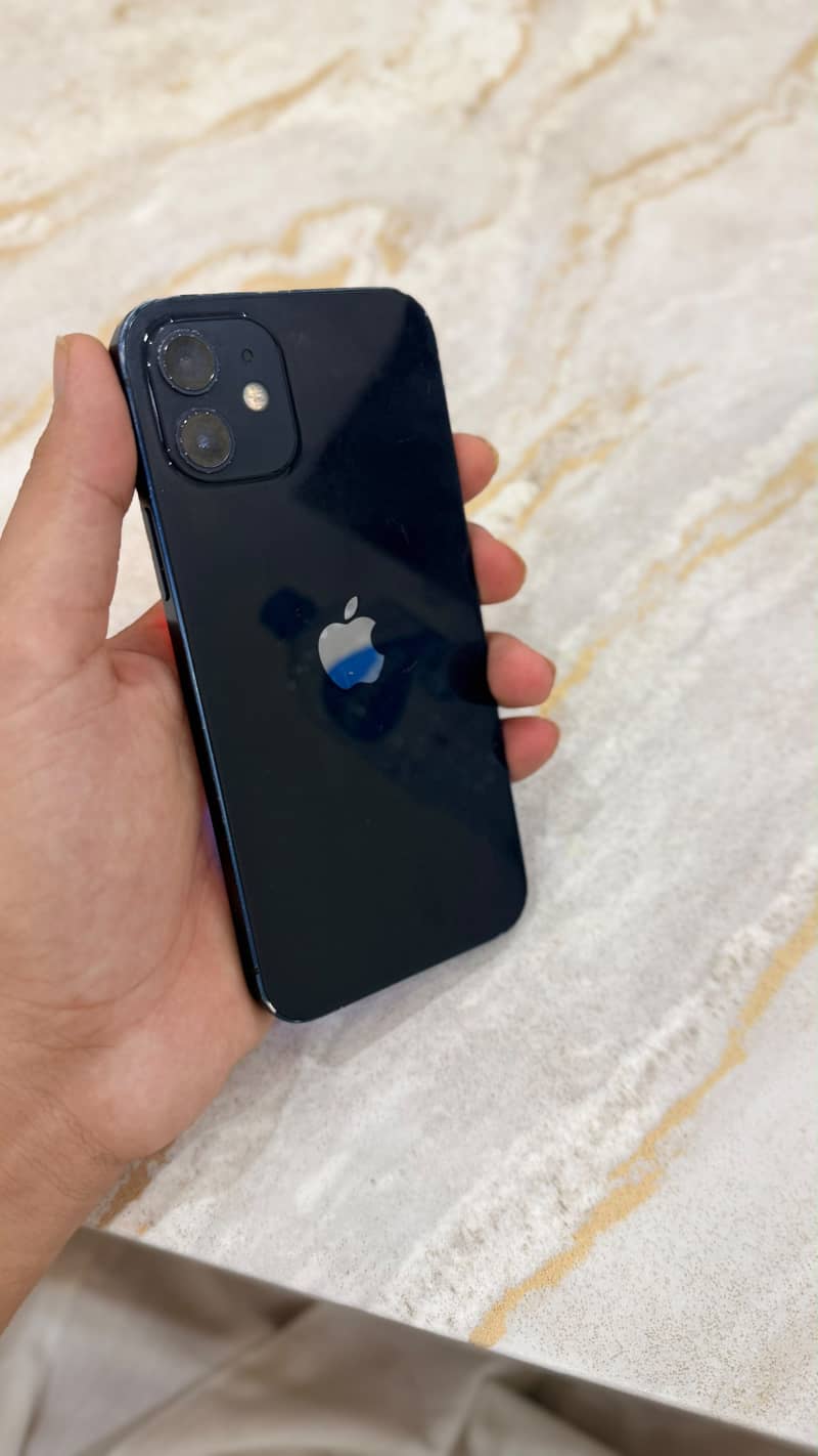 Apple iPhone 12 0