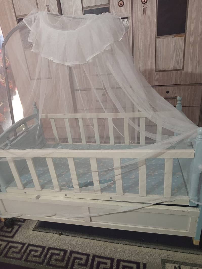 Baby cot 5