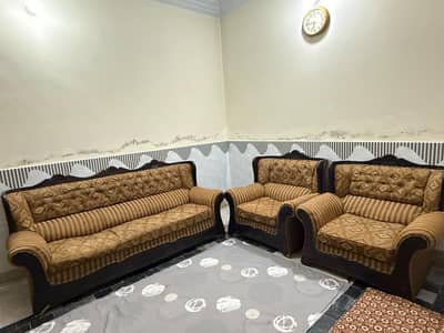 5-Seater Wooden Sofa Set (3+1+1) – Good Condition
