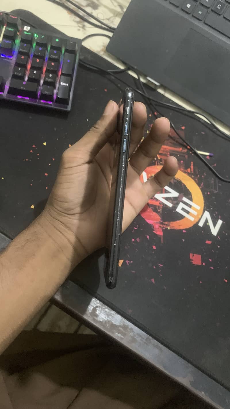 Apple iPhone 7 Plus 2