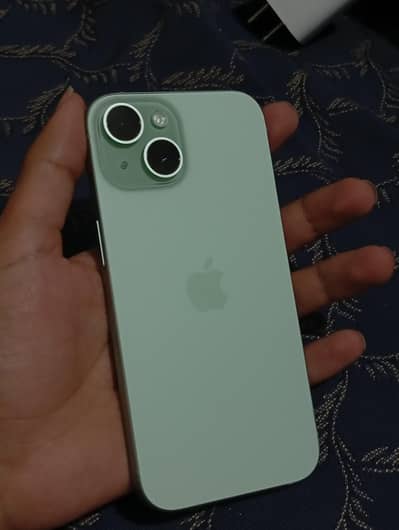 Apple iPhone 15