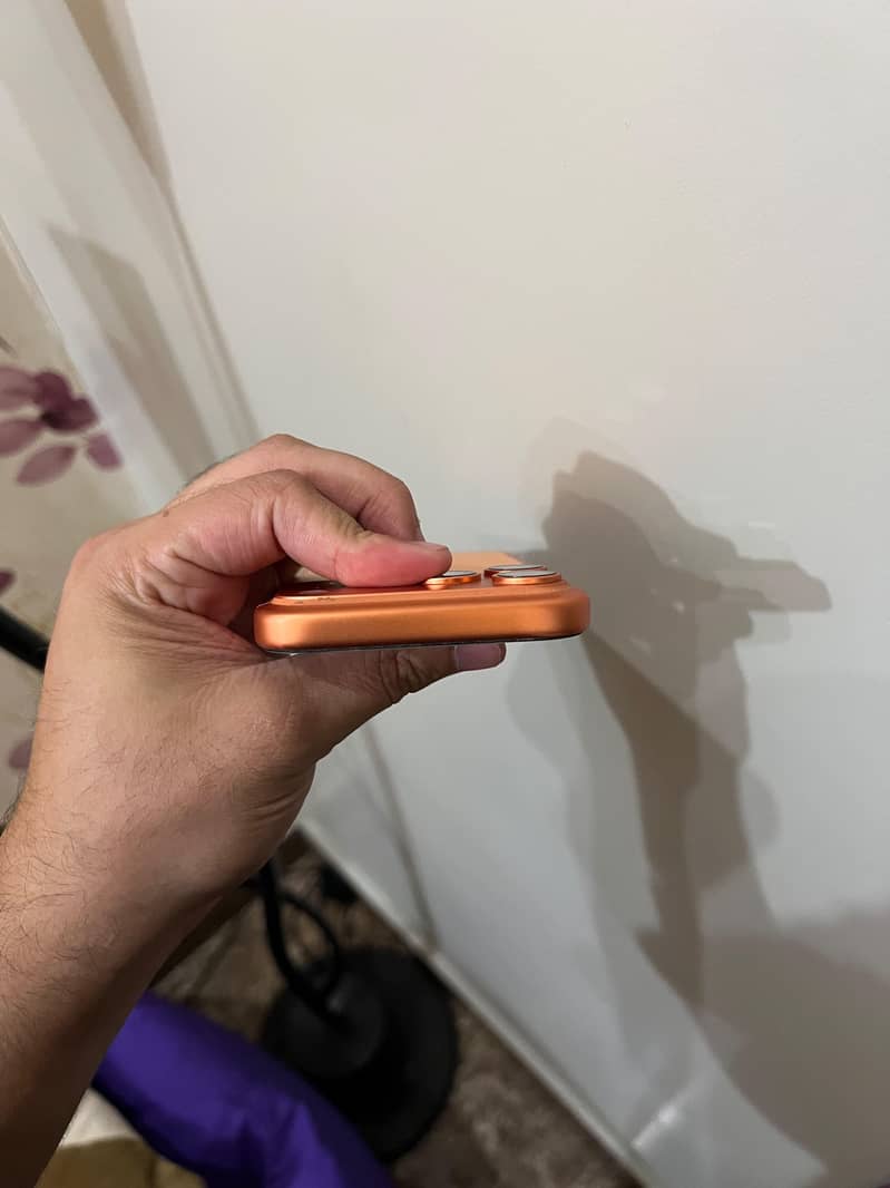 Apple iPhone 17 Pro Max 0