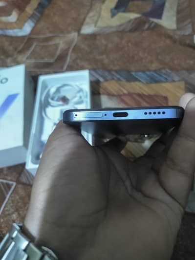 Vivo Y100