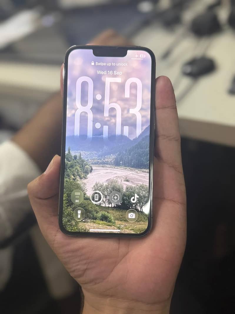 Apple iPhone 13 Pro 0