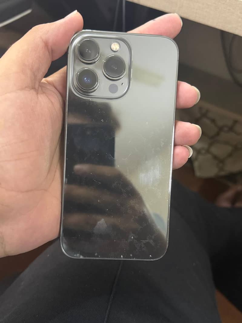 Apple iPhone 13 Pro 1