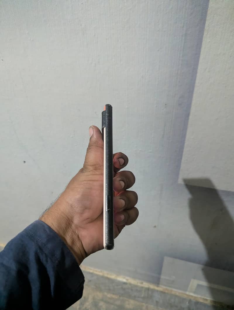 Google Pixel 6 3