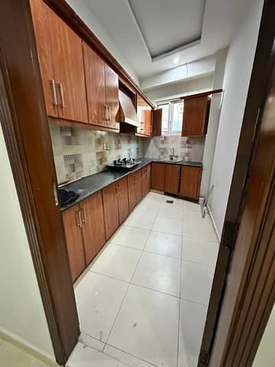 E11 flat 2bed for family/ bachelor