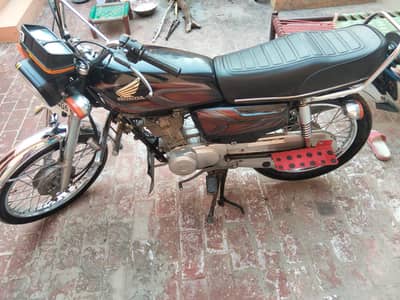 Honda CG 125 2022 Lush Condition - Neat & Clean Bike