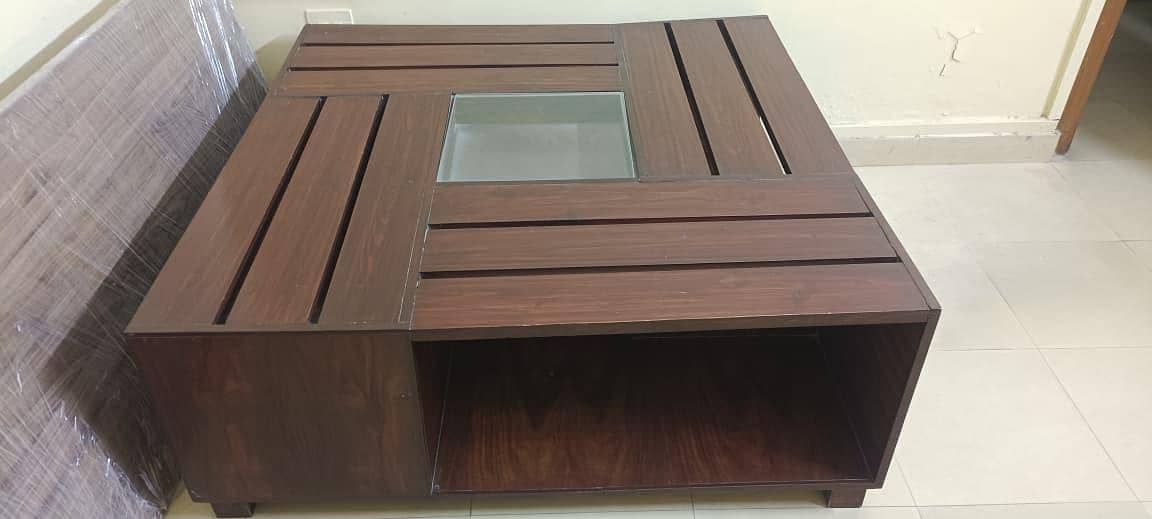 center table / coffee table 1