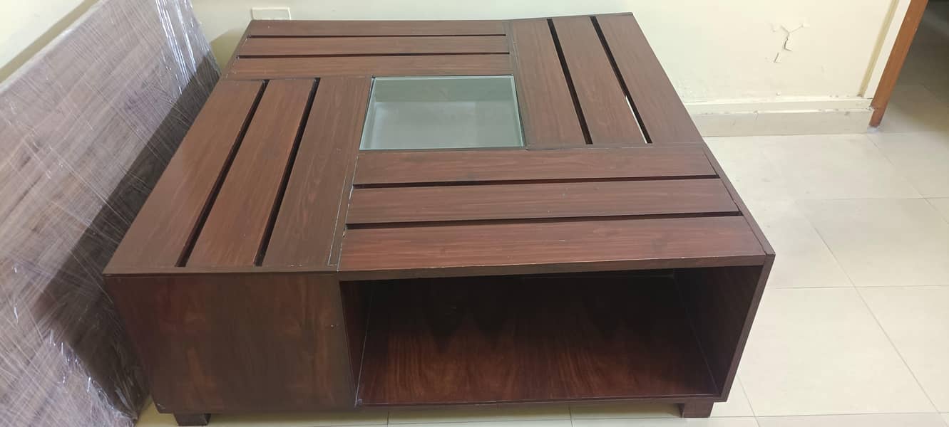 center table / coffee table 6