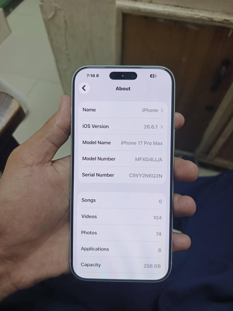 Apple iPhone 17 Pro Max 2