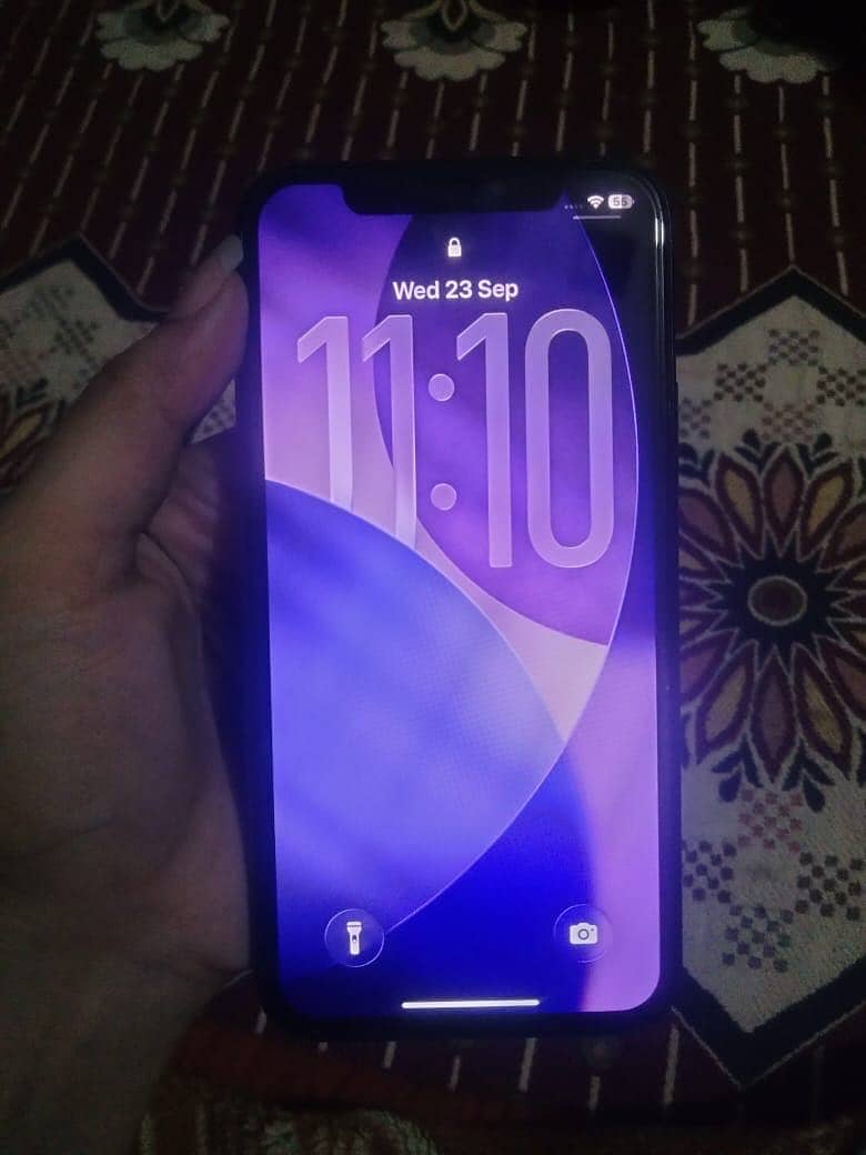 Apple iPhone 11 Pro 4