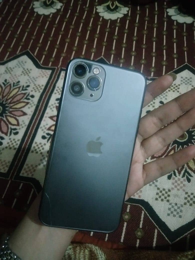 Apple iPhone 11 Pro 5