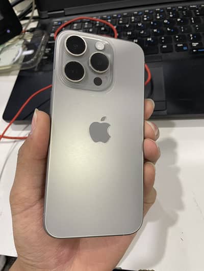 Apple iPhone 15 Pro