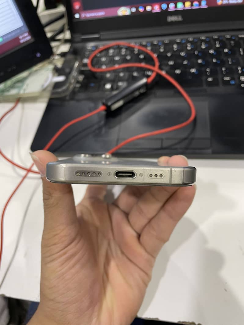 Apple iPhone 15 Pro 1