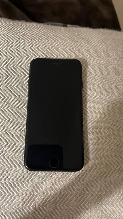Apple iPhone SE