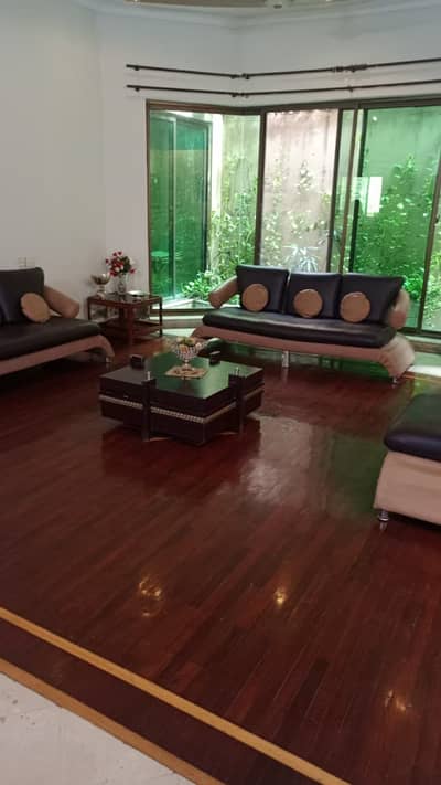 1 Kanal House for Silent Office BOR Society