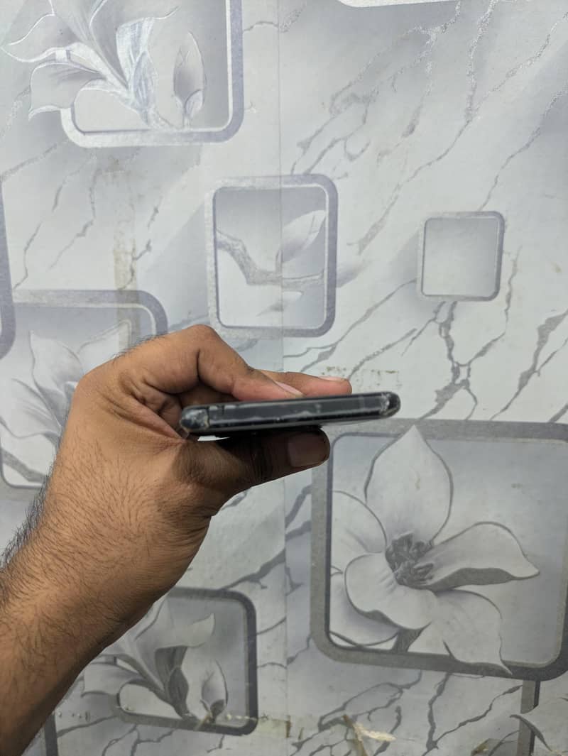 One Plus 10 Pro 5