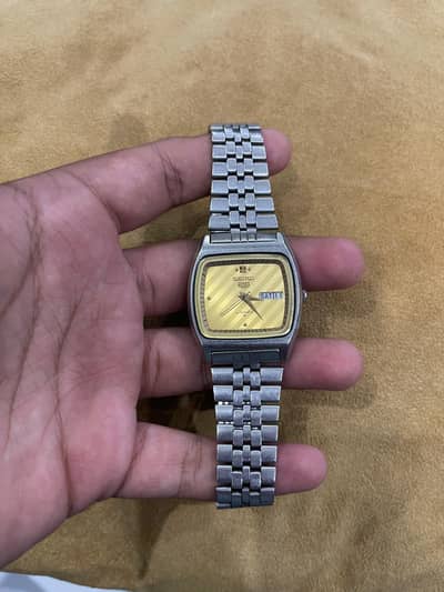 4 men's vintage rare watches available seiko 4300 each Casio 4500
